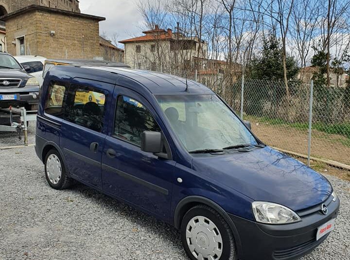 Opel kombo 1.6 Metano