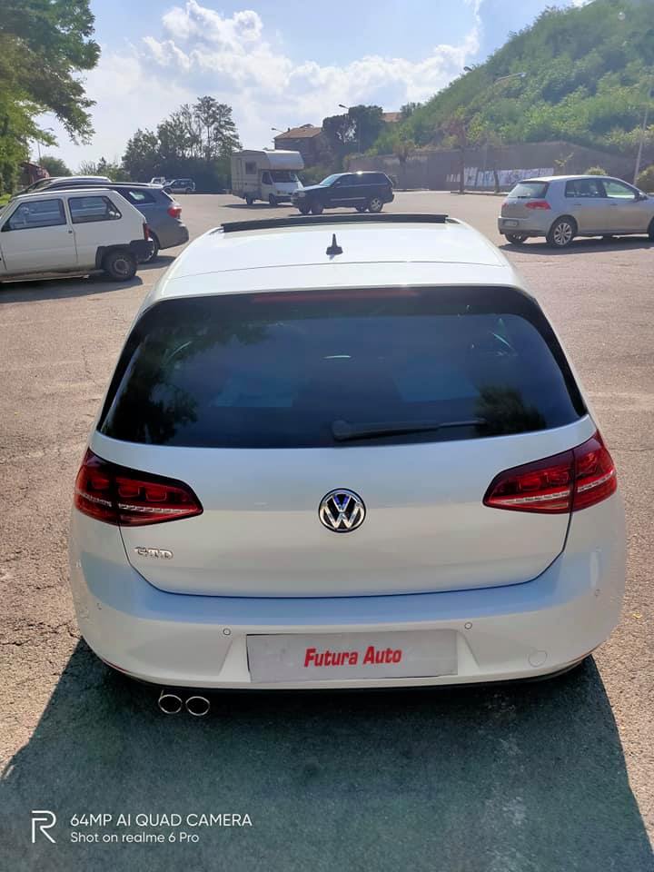 Volkswagen Golf VII GTD