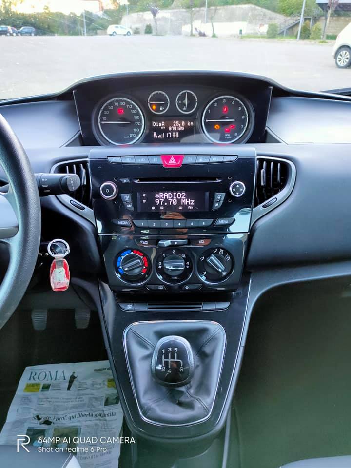 Lancia Ypsilon 900 cc Twin Air Metano