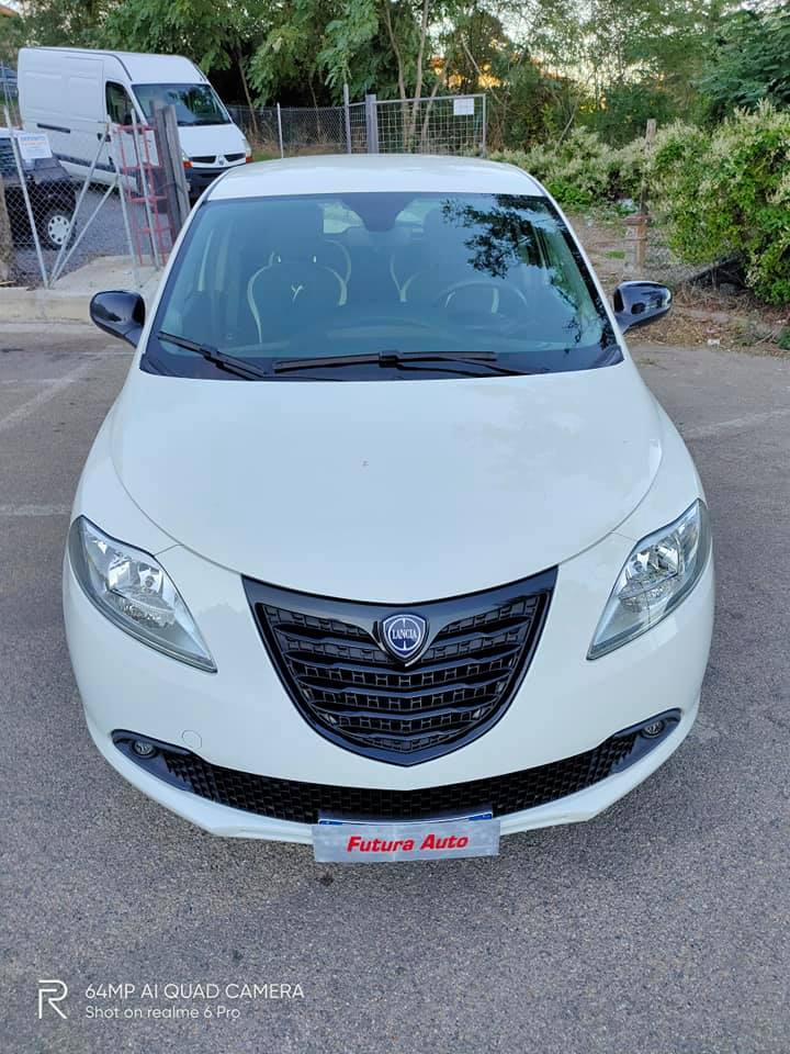 Lancia Ypsilon 900 cc Twin Air Metano