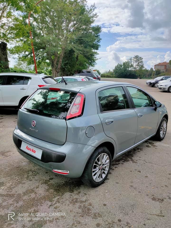 Fiat Punto Evo 1.3 Multijet Futura Auto Fiat Punto Evo 1.3 Multijet Futura Auto