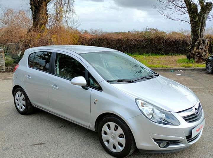 Opel Corsa 1.2 benzina