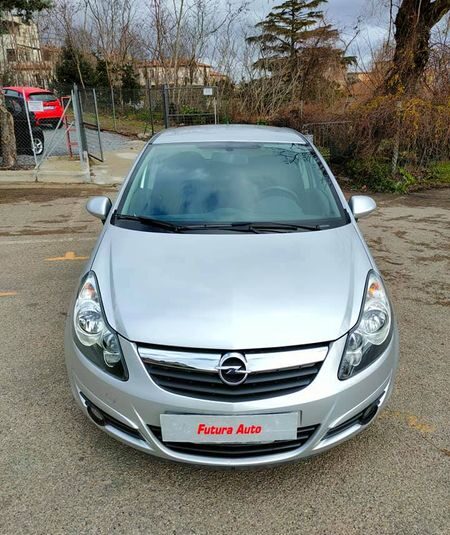 Opel Corsa 1.2 benzina