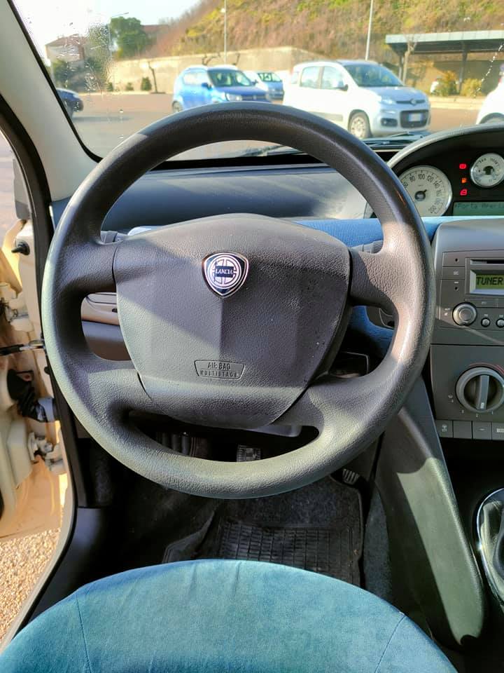 Lancia Ypsilon 1.3 Multijet