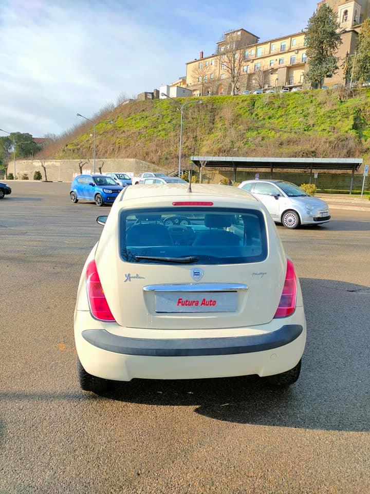 Lancia Ypsilon 1.3 Multijet