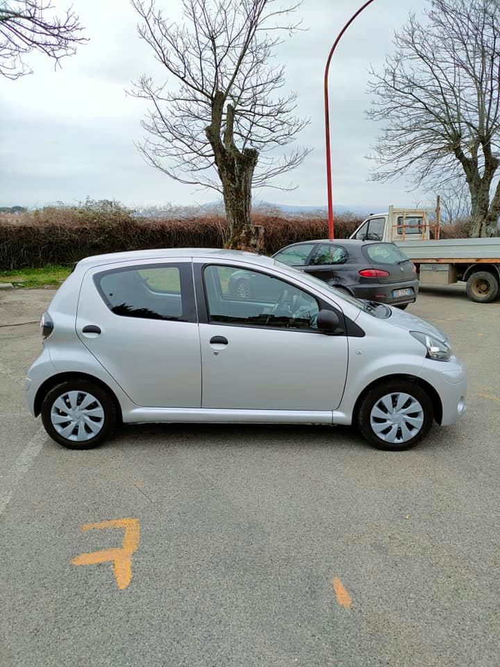 Toyota Aygo Connect