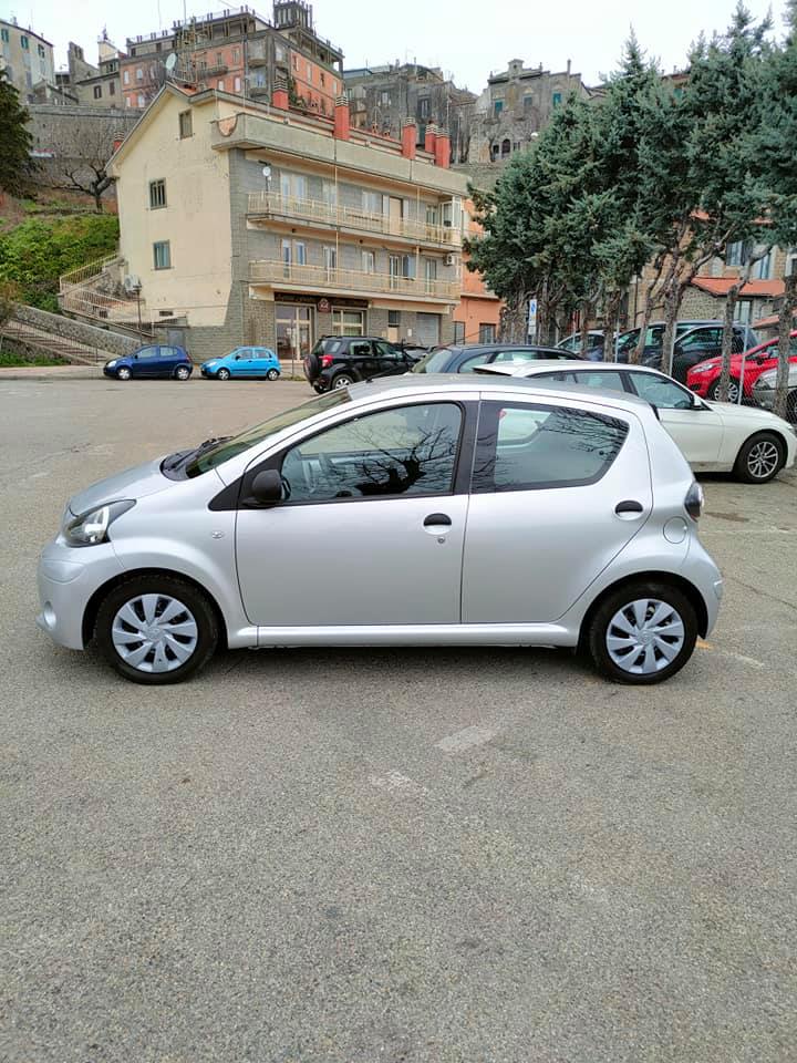 Toyota Aygo Connect