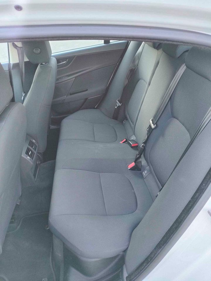 Jaguar XE 2.0 d Automatica Business