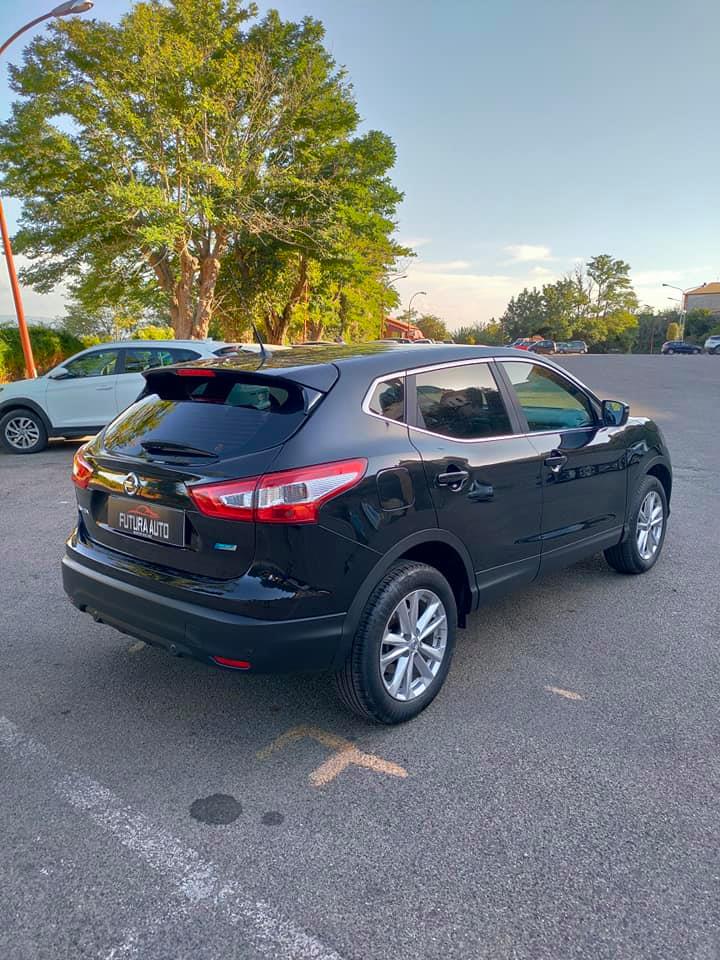 Nissan Qashqai Pure Drive 1.5 dci 110 CV
