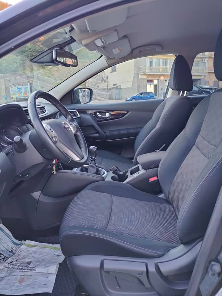 Nissan Qashqai Pure Drive 1.5 dci 110 CV