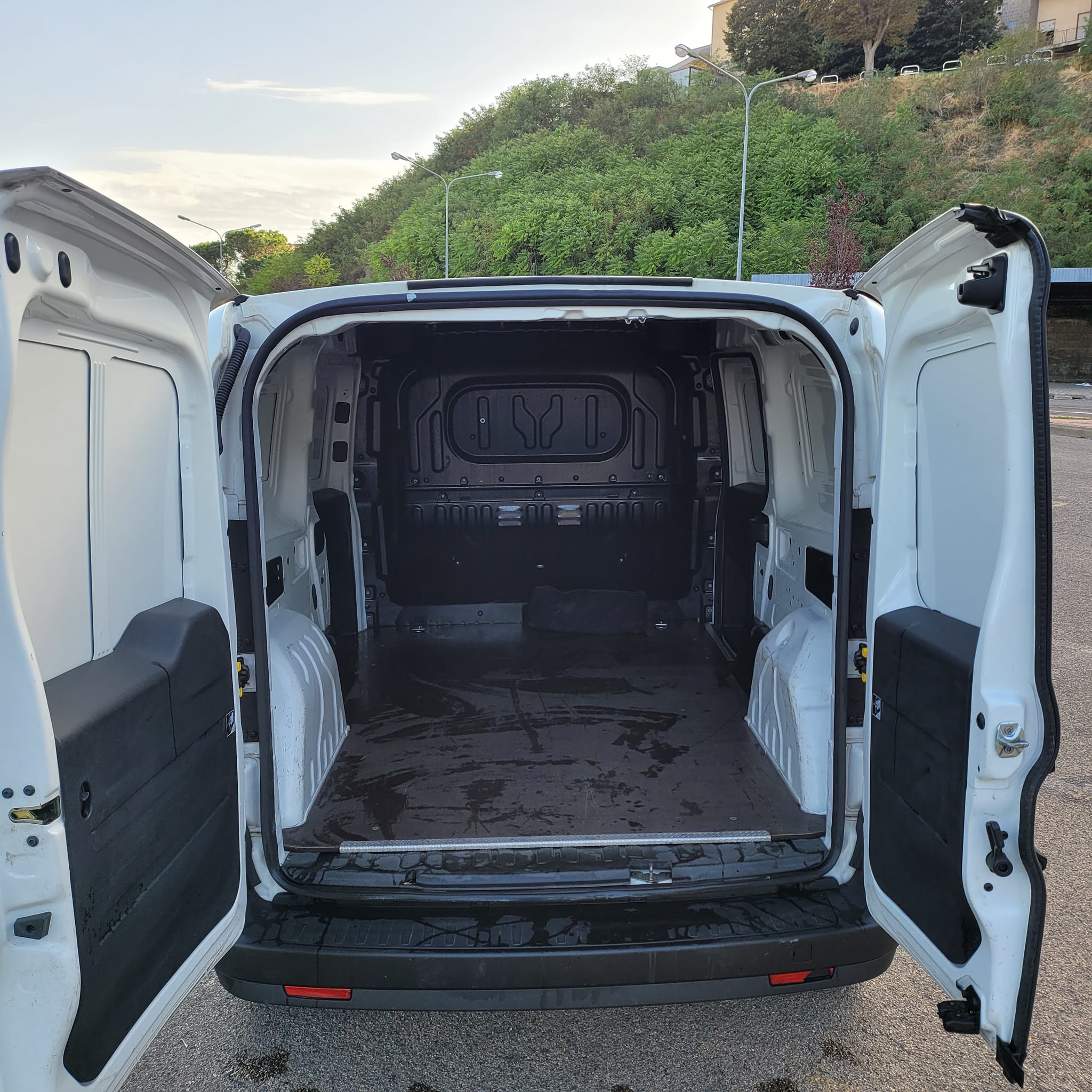 FIAT DOBLO’MAXI CARGO 1.6 MULTIJET