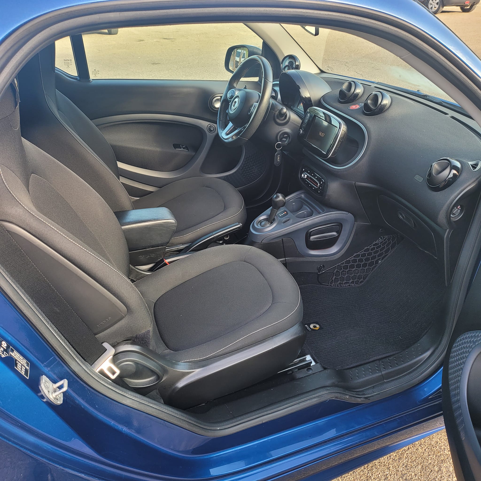 SMART FORTWO 0.9 TURBO BRABUS