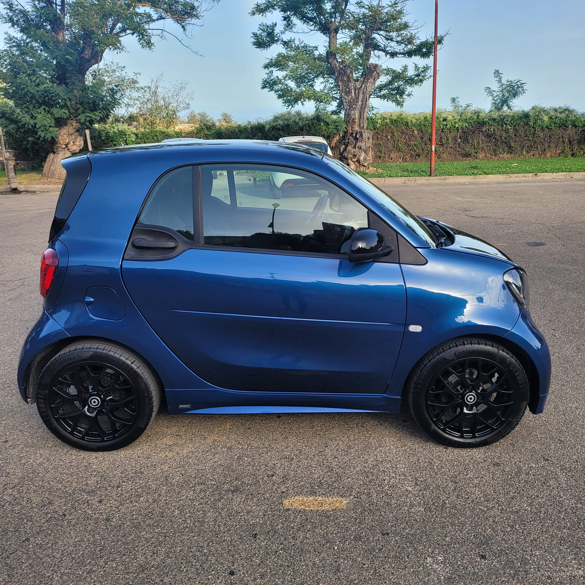 SMART FORTWO 0.9 TURBO BRABUS