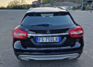 MERCEDES GLA 180 CDI SPORT