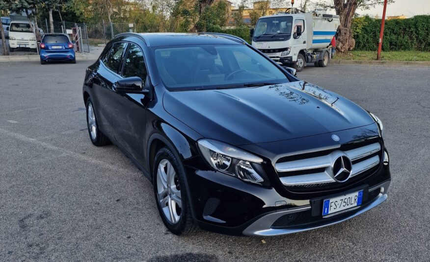 MERCEDES GLA 180 CDI SPORT