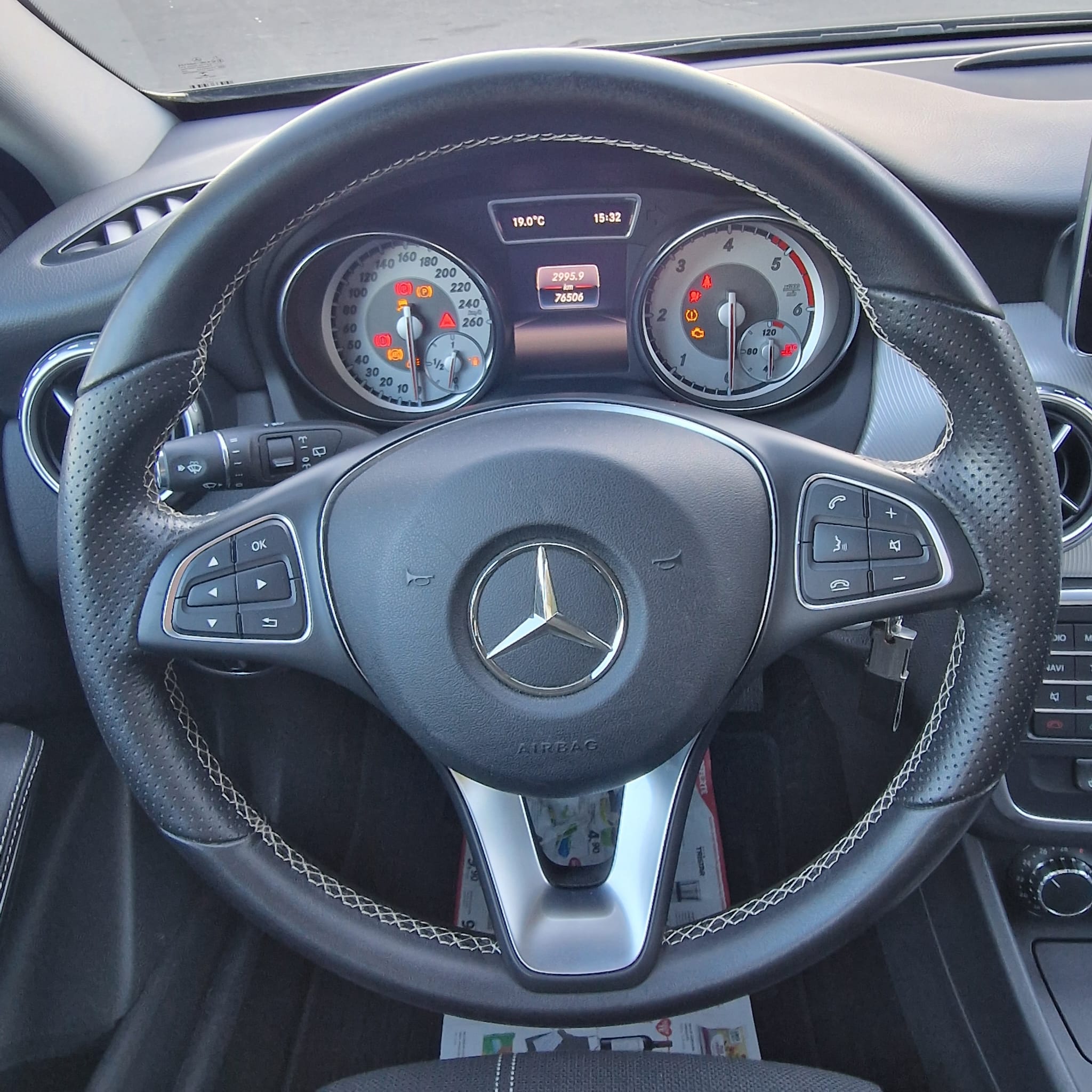 MERCEDES GLA 180 CDI SPORT