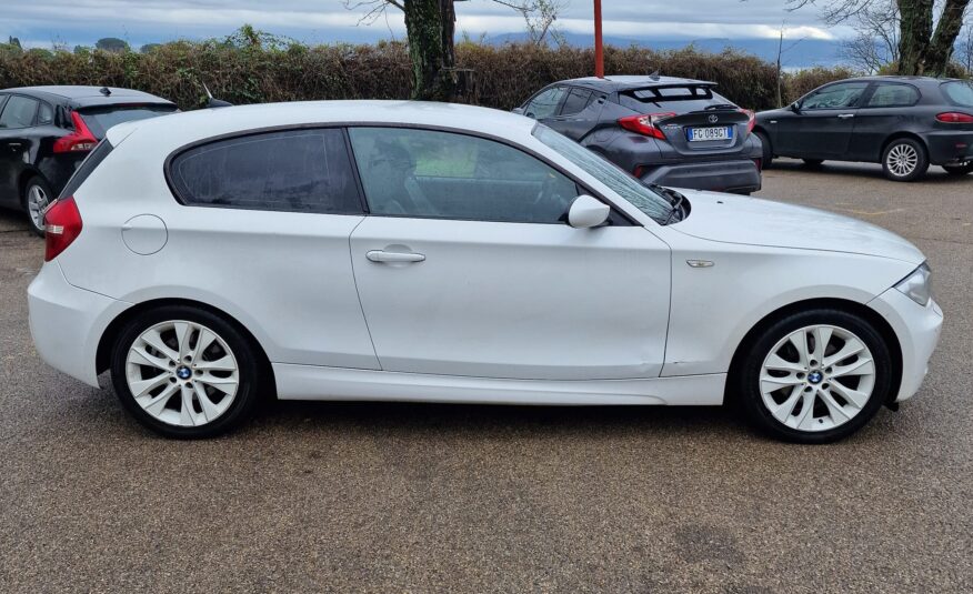 Bmw 120 d Attiva M SPORT