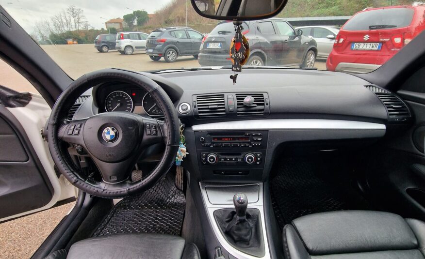 Bmw 120 d Attiva M SPORT