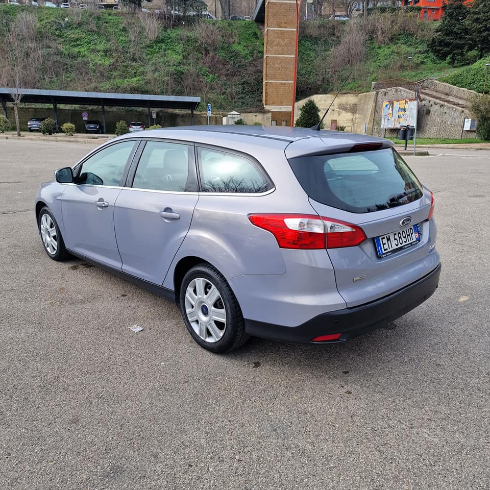 Ford Focus Station