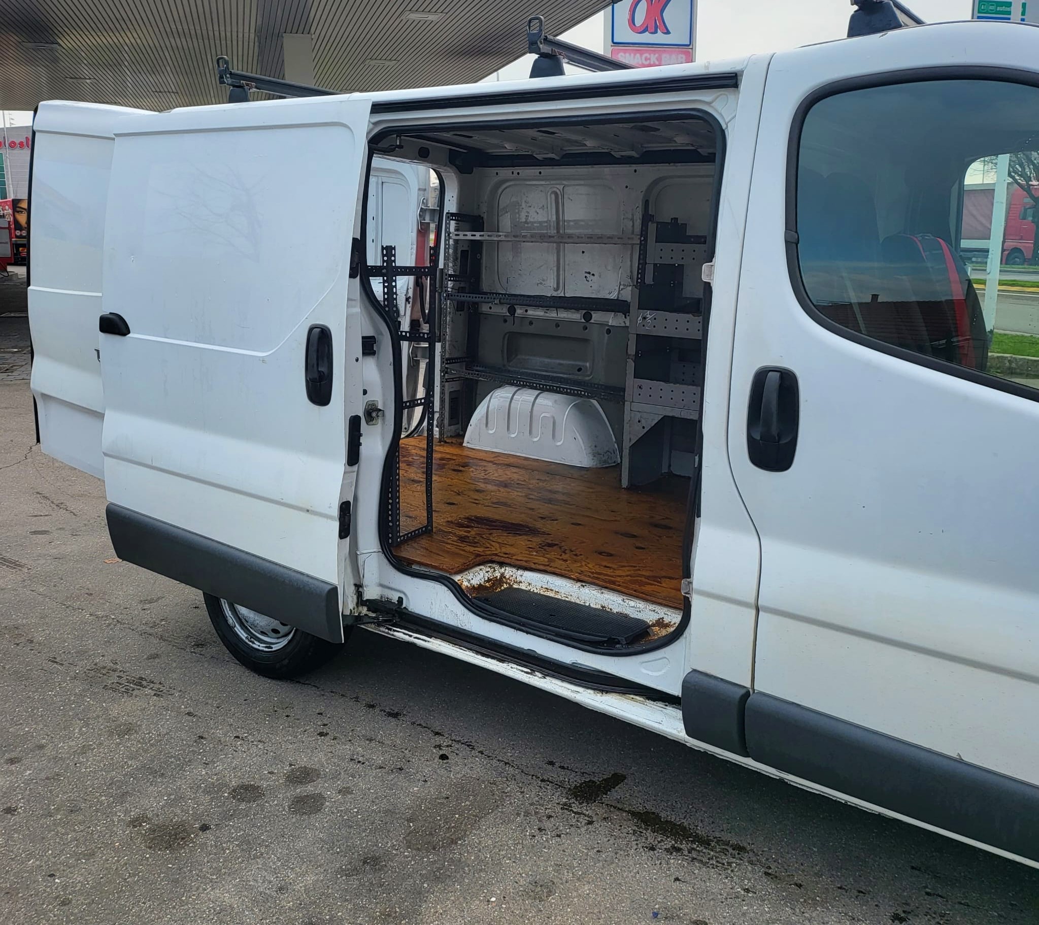 Renault Trafic 2.0 dci
