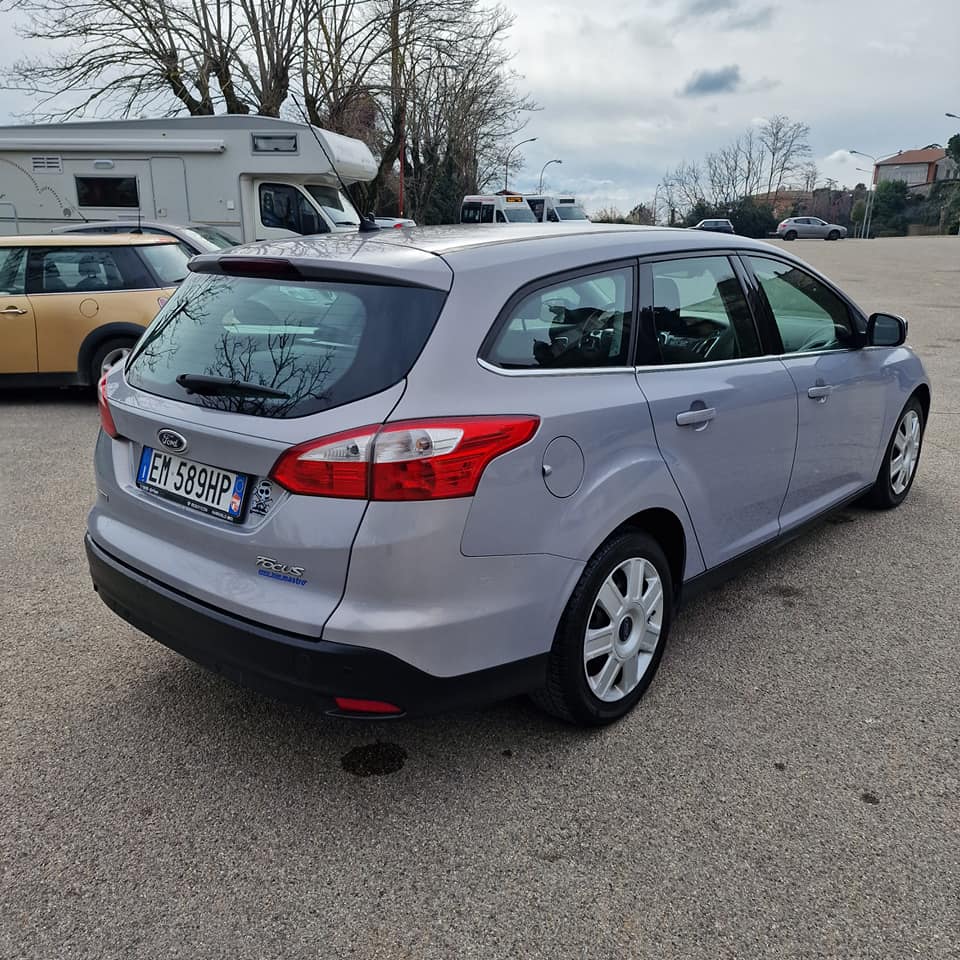 Ford Focus Station