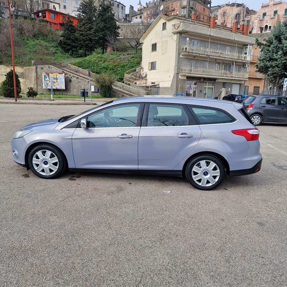 Ford Focus Station