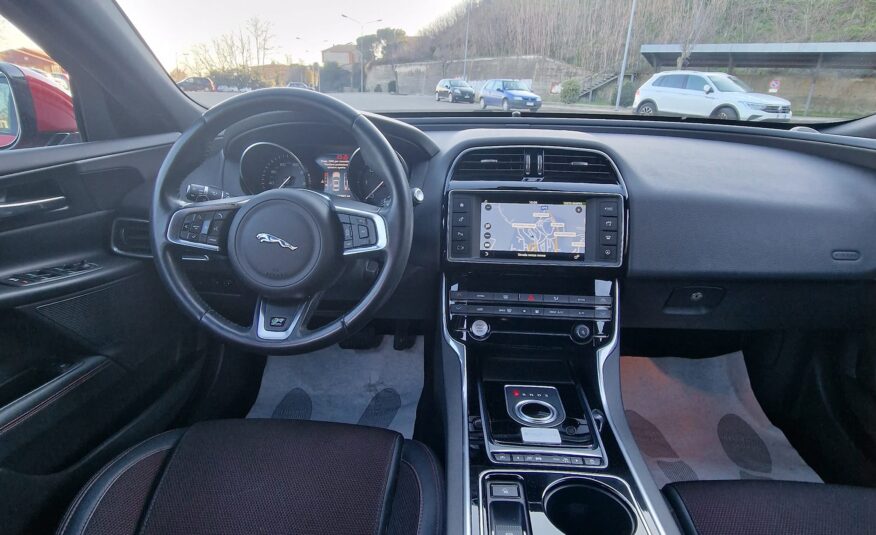 JAGUAR XE 2.0 D