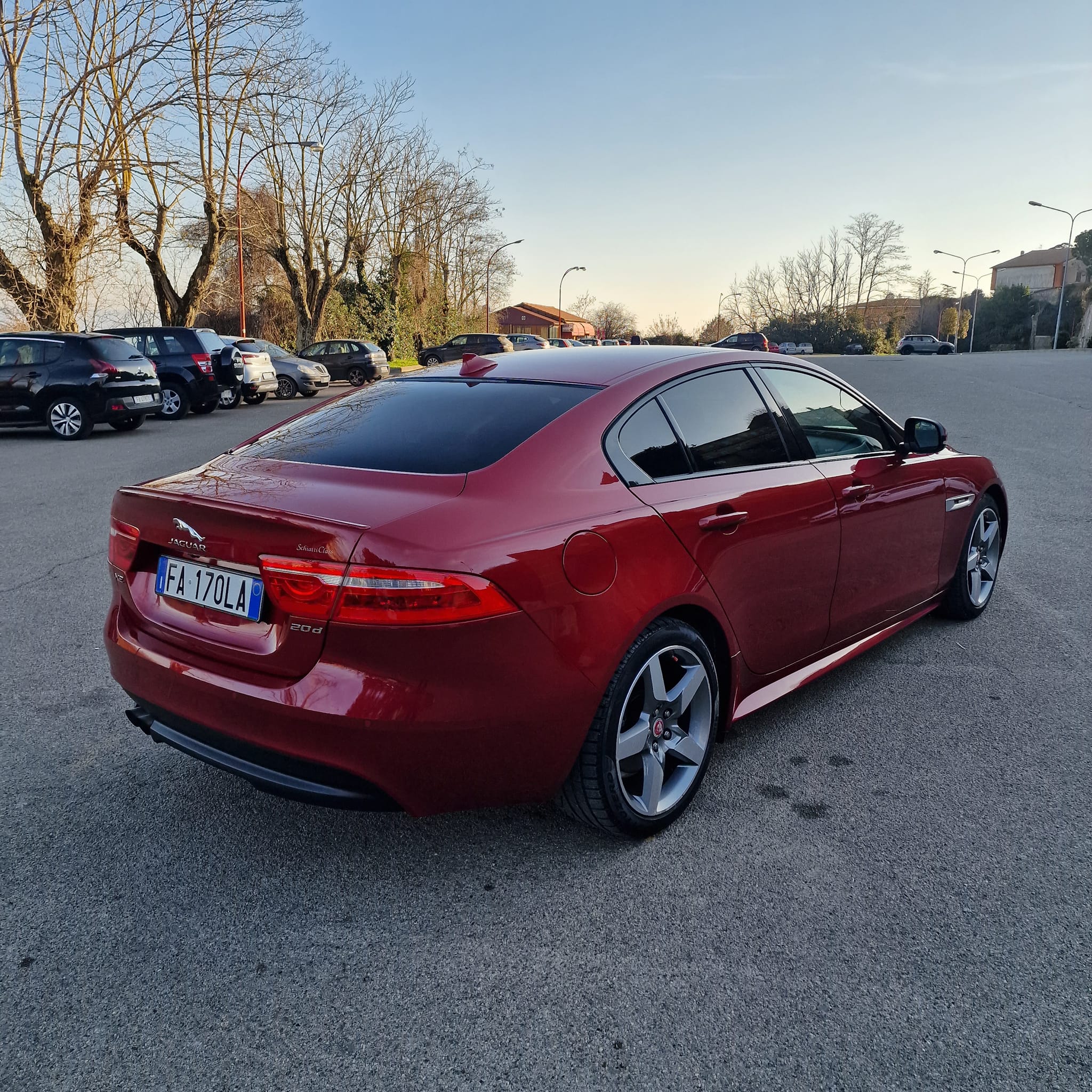 JAGUAR XE 2.0 D