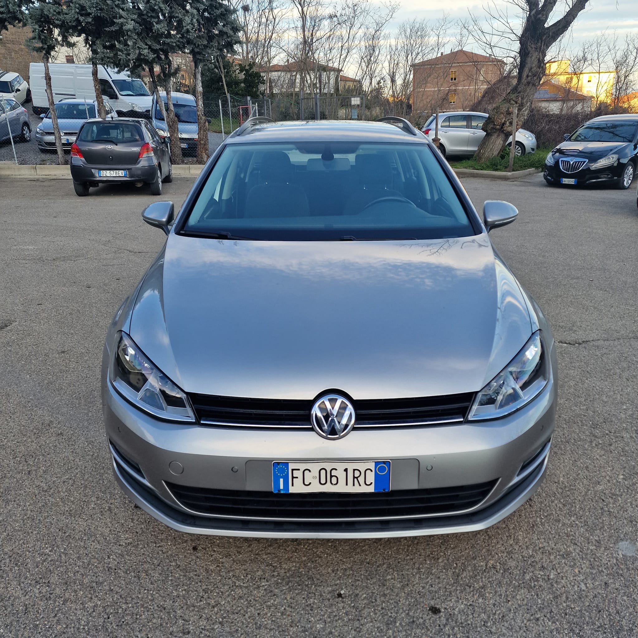 Volkswagen Golf VII Variant