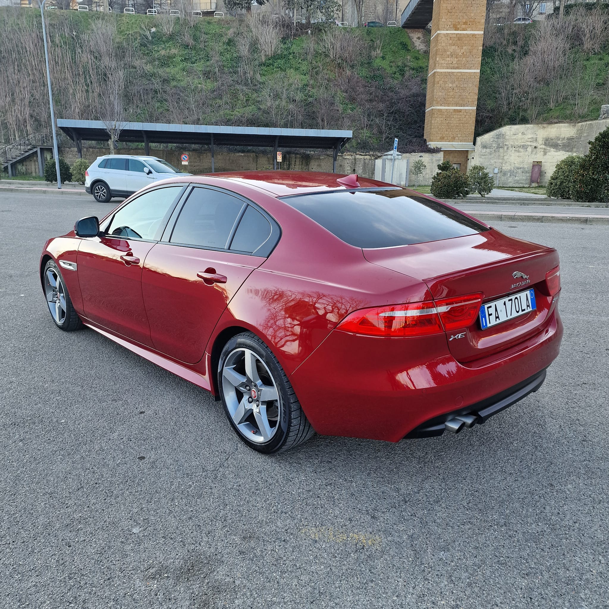 JAGUAR XE 2.0 D