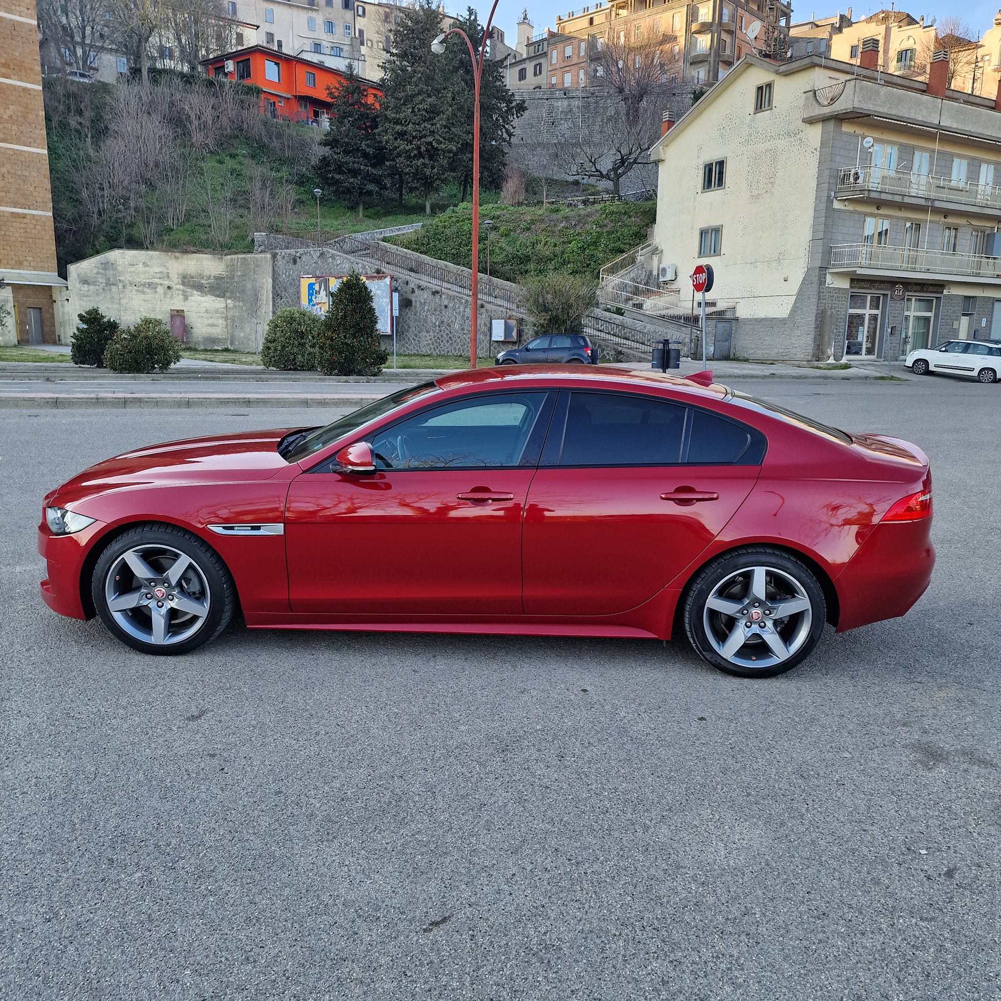 JAGUAR XE 2.0 D