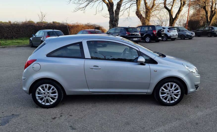 Opel Corsa 1.2