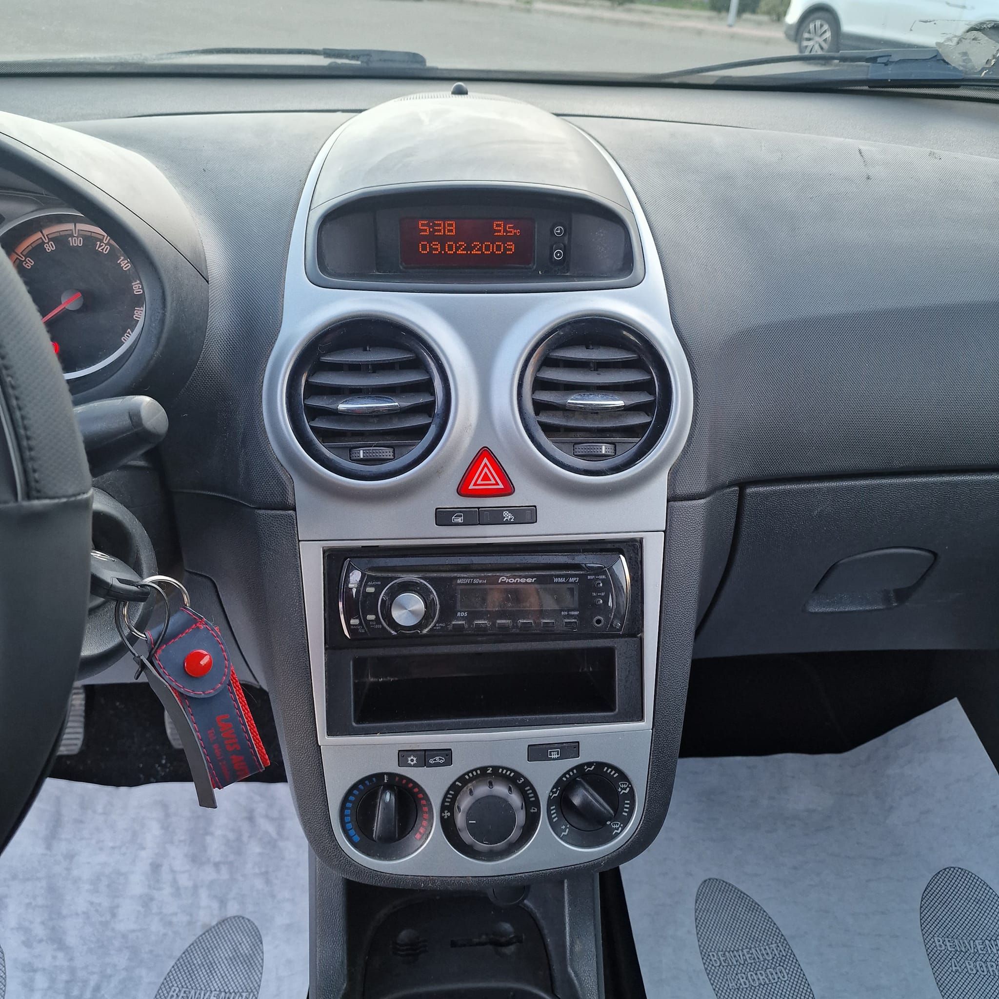 Opel Corsa 1.2