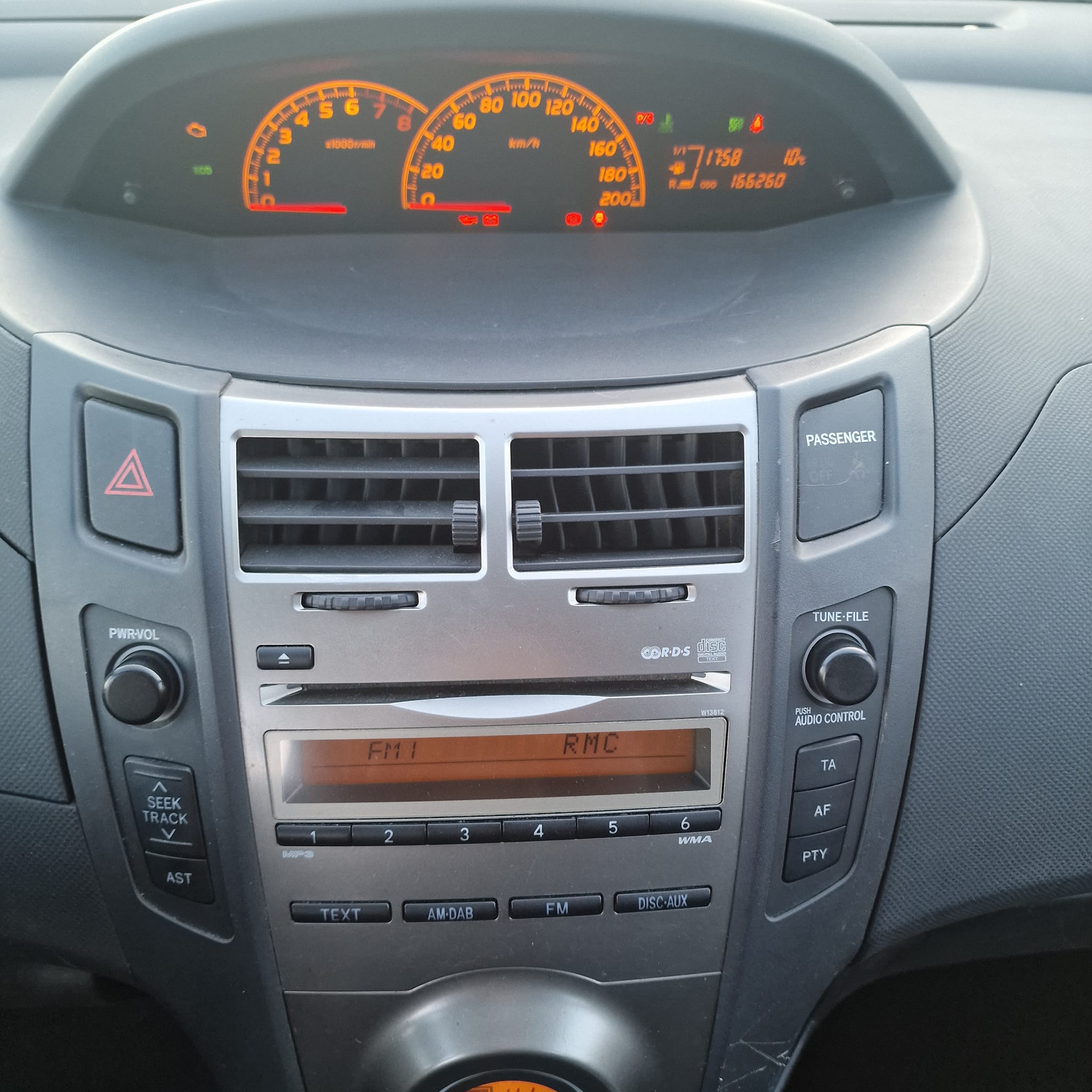 Toyota Yaris 1.3 Gpl