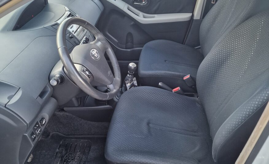 Toyota Yaris 1.3 Gpl