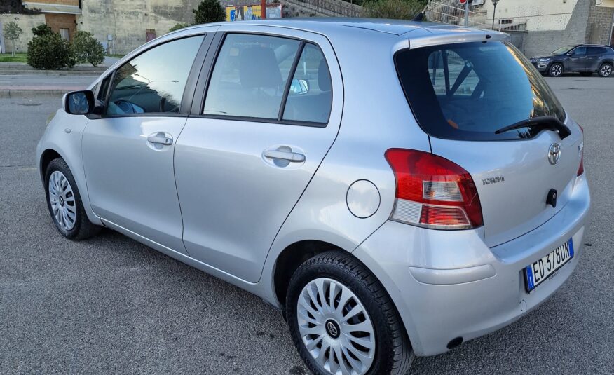 Toyota Yaris 1.3 Gpl