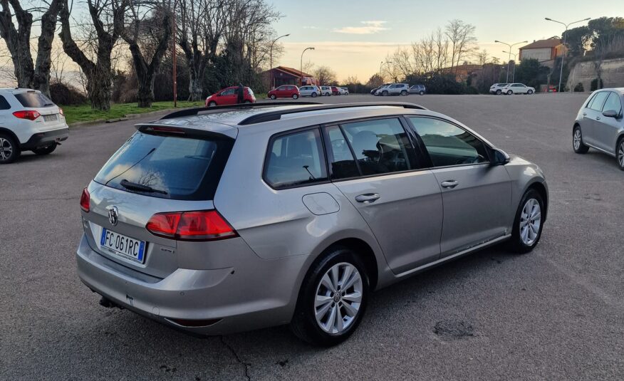 Volkswagen Golf VII Variant