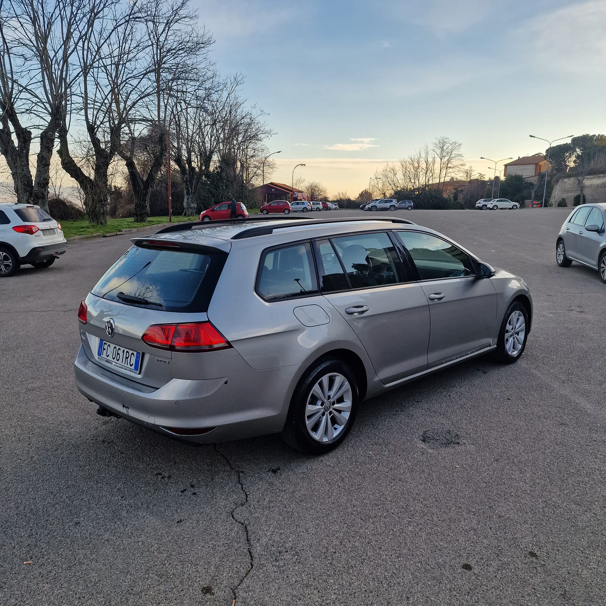 Volkswagen Golf VII Variant