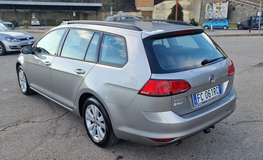 Volkswagen Golf VII Variant