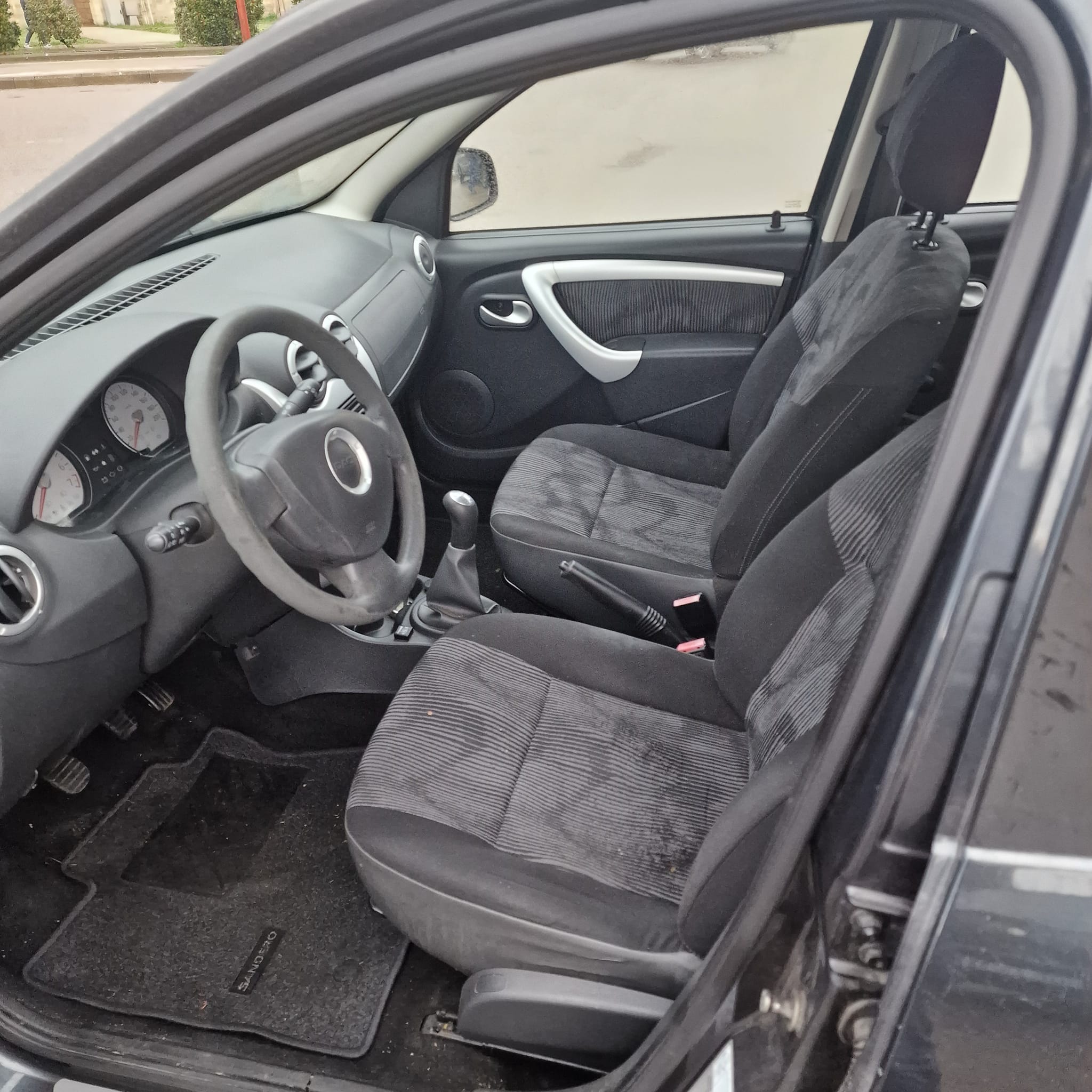 Dacia Sandero 1.4