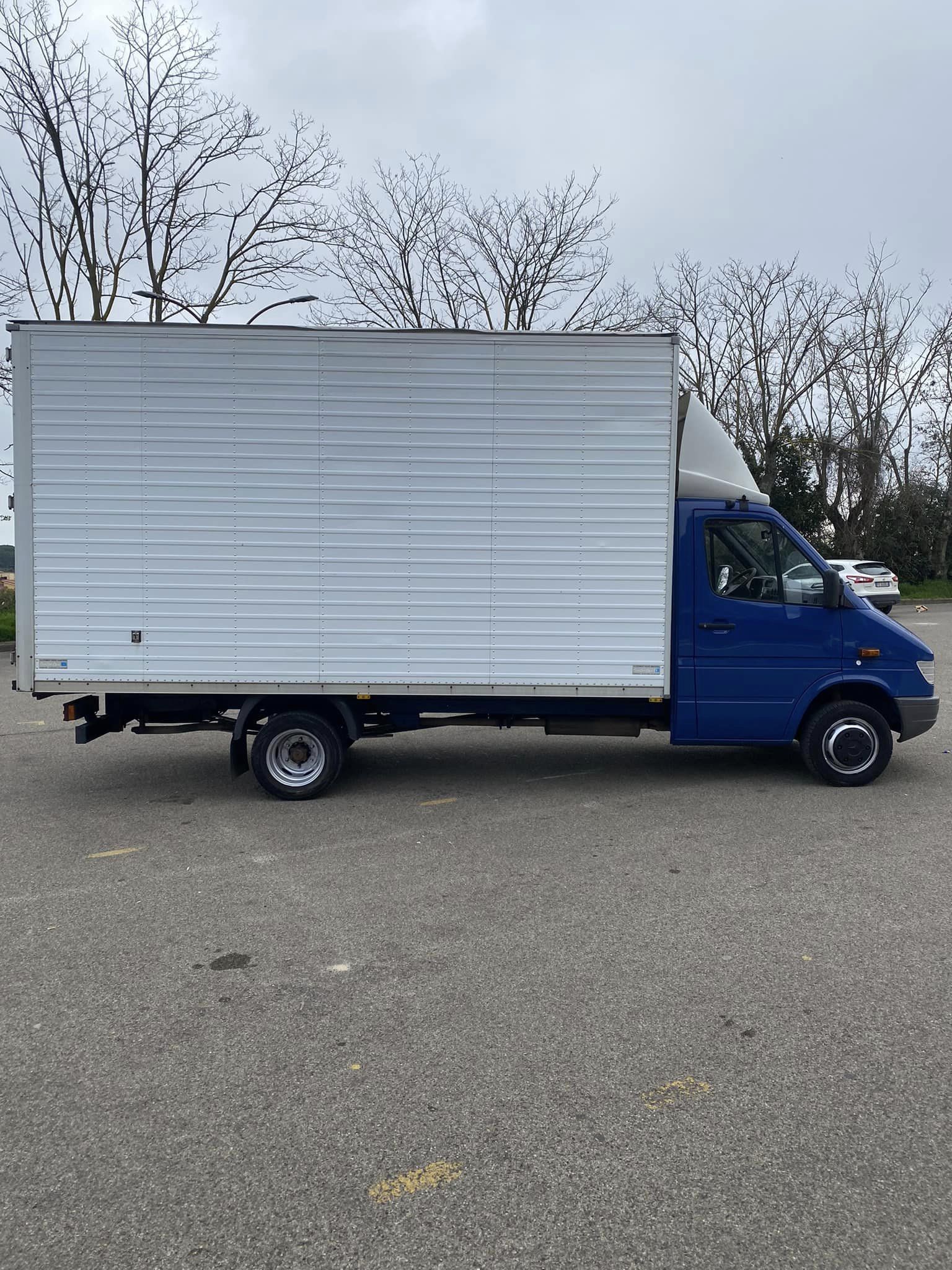 Mercedes-Benz Sprinter