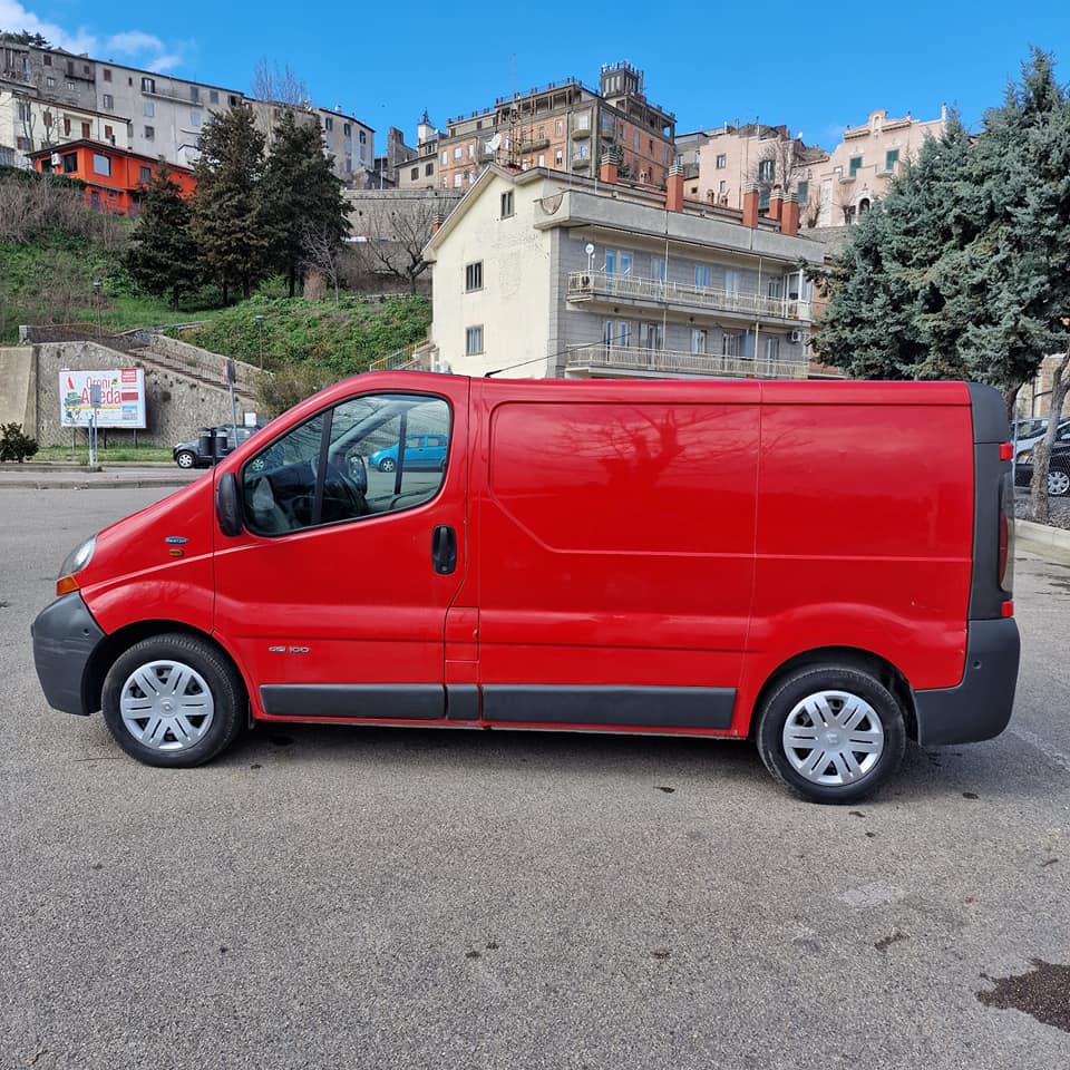 Renault Trafic 100 dci