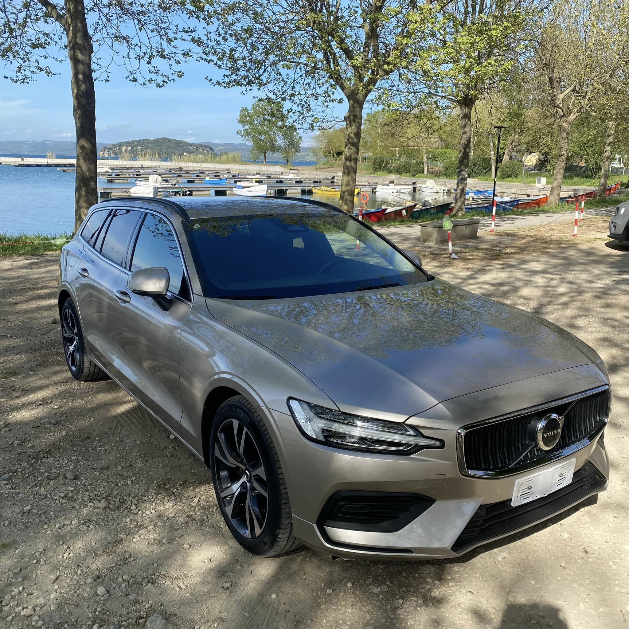 𝐕𝐎𝐋𝐕𝐎 𝐕𝟔𝟎 𝐌𝐈𝐋𝐃 𝐇𝐘𝐁𝐑𝐈𝐃 𝐁𝟒 (𝐝) 𝐀𝐔𝐓𝐎𝐌𝐀𝐓𝐈𝐂𝐎