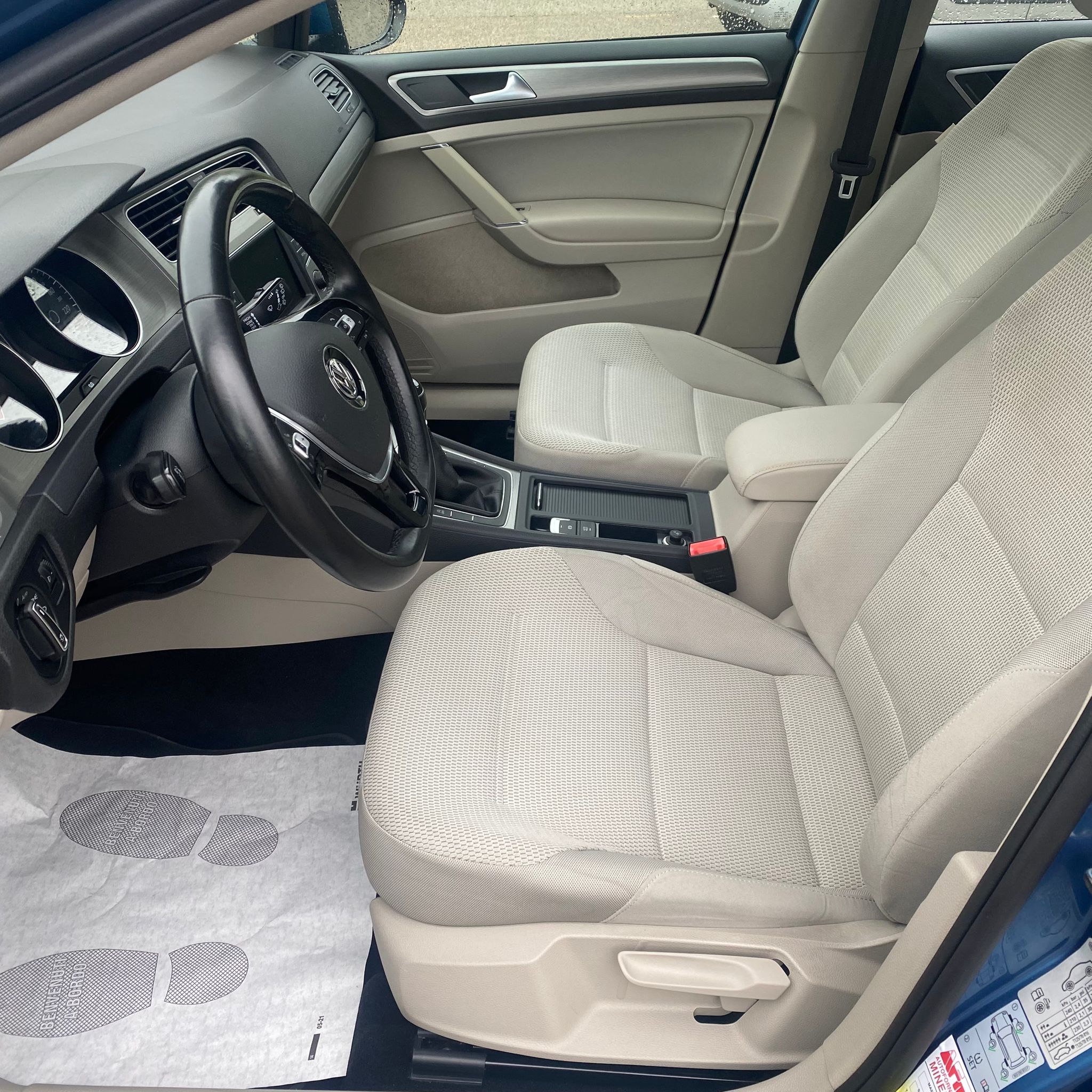 Volkswagen Golf VII Variant