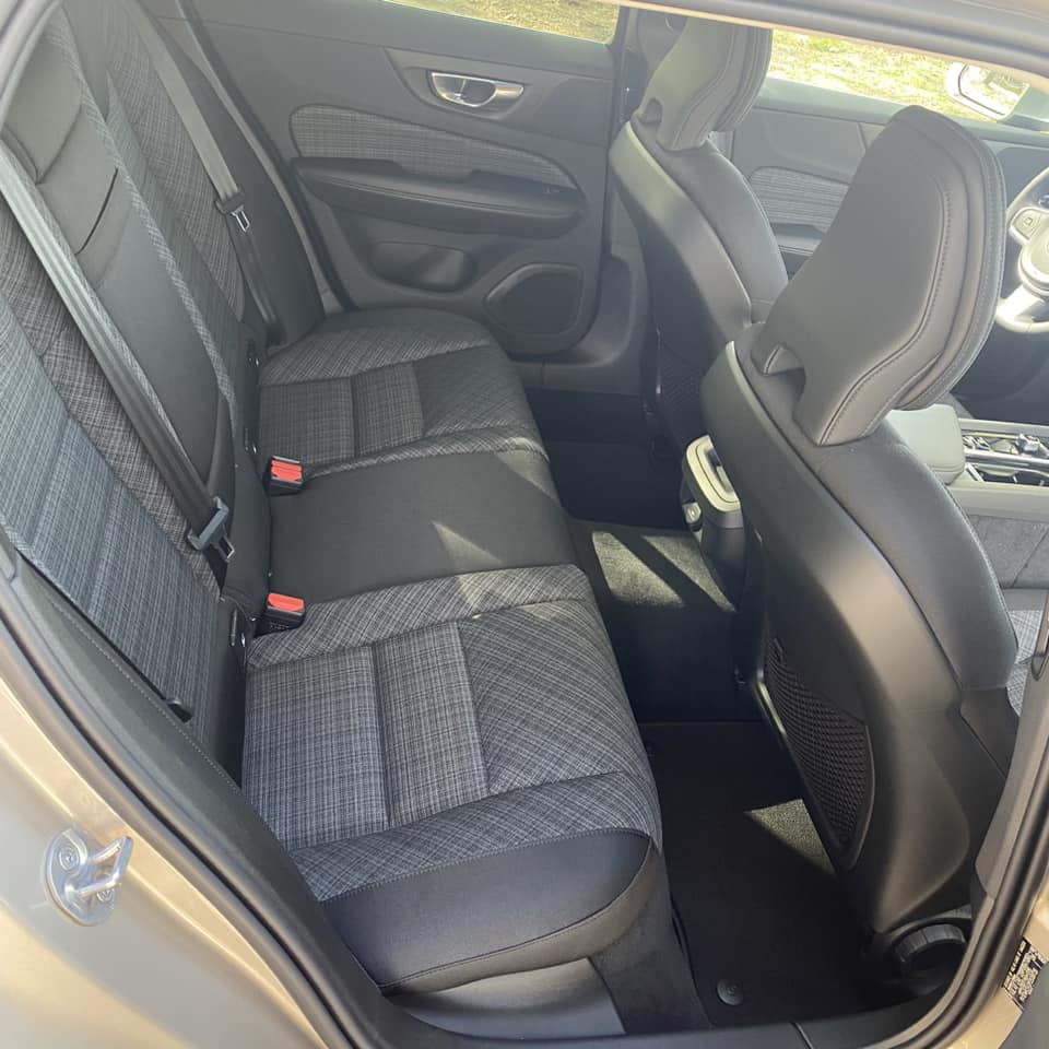 𝐕𝐎𝐋𝐕𝐎 𝐕𝟔𝟎 𝐌𝐈𝐋𝐃 𝐇𝐘𝐁𝐑𝐈𝐃 𝐁𝟒 (𝐝) 𝐀𝐔𝐓𝐎𝐌𝐀𝐓𝐈𝐂𝐎