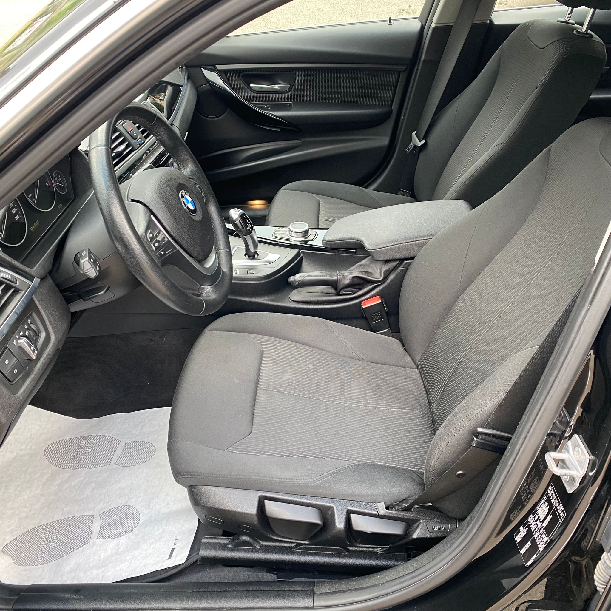 BMW 316 d Touring Business Advantage