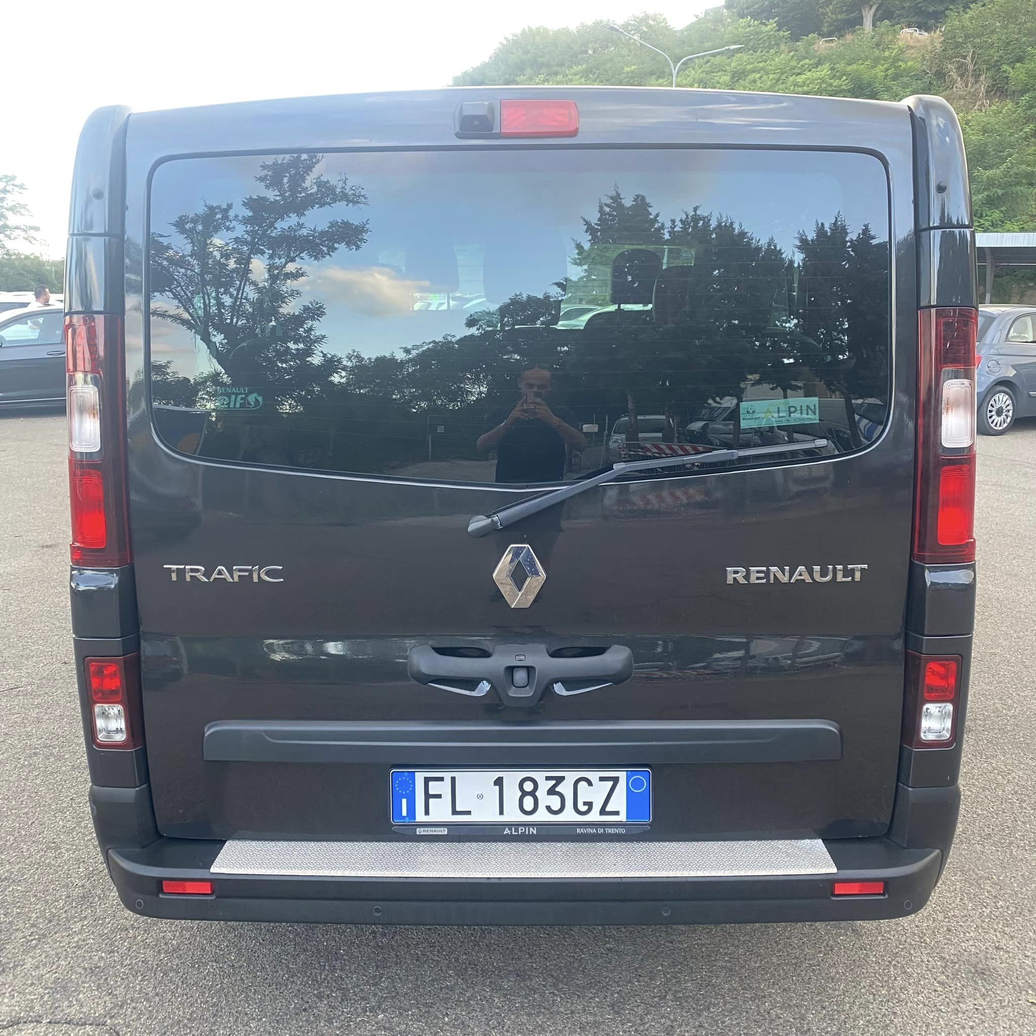 Renault Trafic 8 Posti 145dci