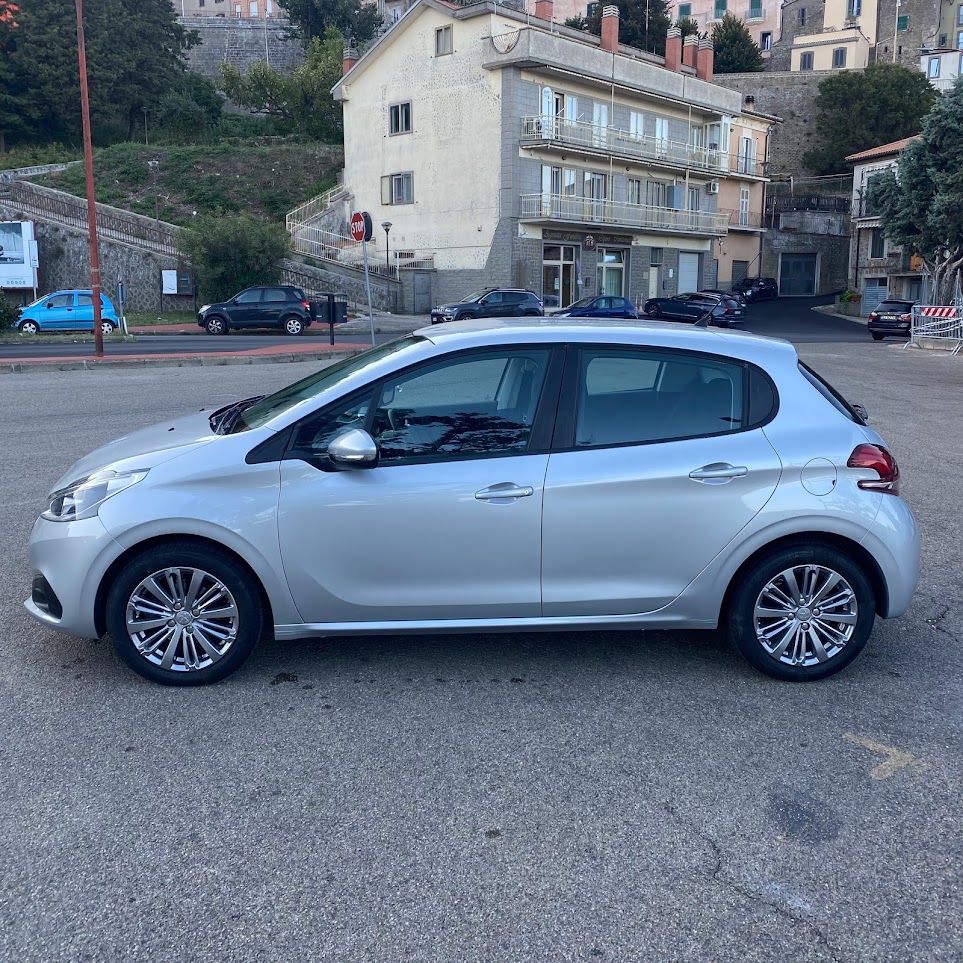 Peugeot 208 1.2 PureTech Gpl