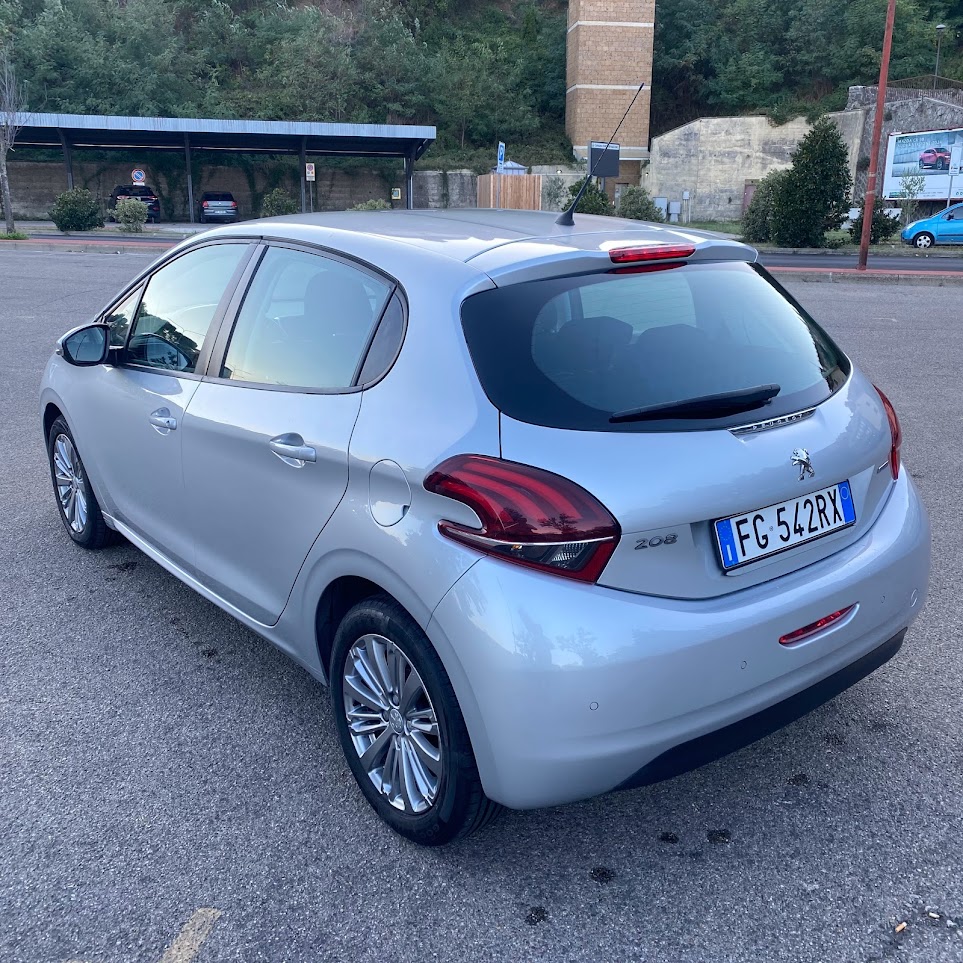 Peugeot 208 1.2 PureTech Gpl