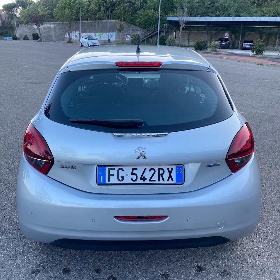 Peugeot 208 1.2 PureTech Gpl